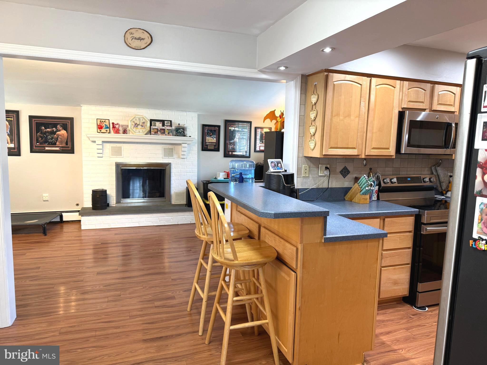 81 Queen Lily Road Levittown, PA 19057 - Photo 12 of 47