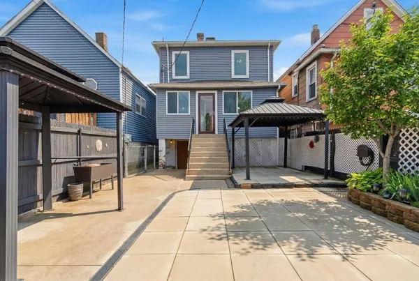 $289,900 | 1758 Lincoln Avenue, Whiting, IN 46394