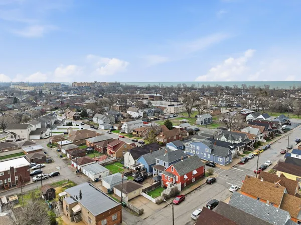 $289,900 | 1758 Lincoln Avenue, Whiting, IN 46394