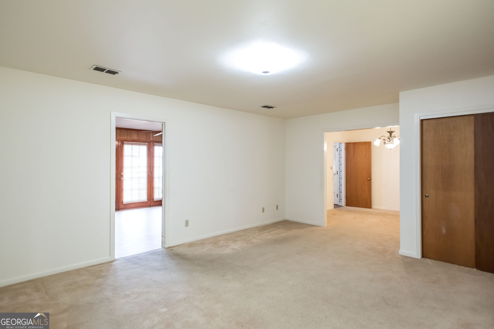 705 Beville Street Waycross, GA 31501 - Photo 13 of 38