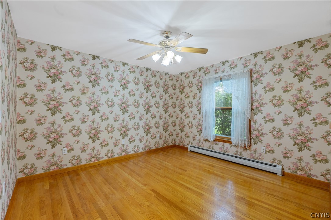 2352 Hunt Road Camillus, NY 13031 - Photo 27 of 43 2nd Bedroom