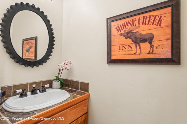 $1,270,000 | 283 Cherokee Lane, Carbondale, CO 81623