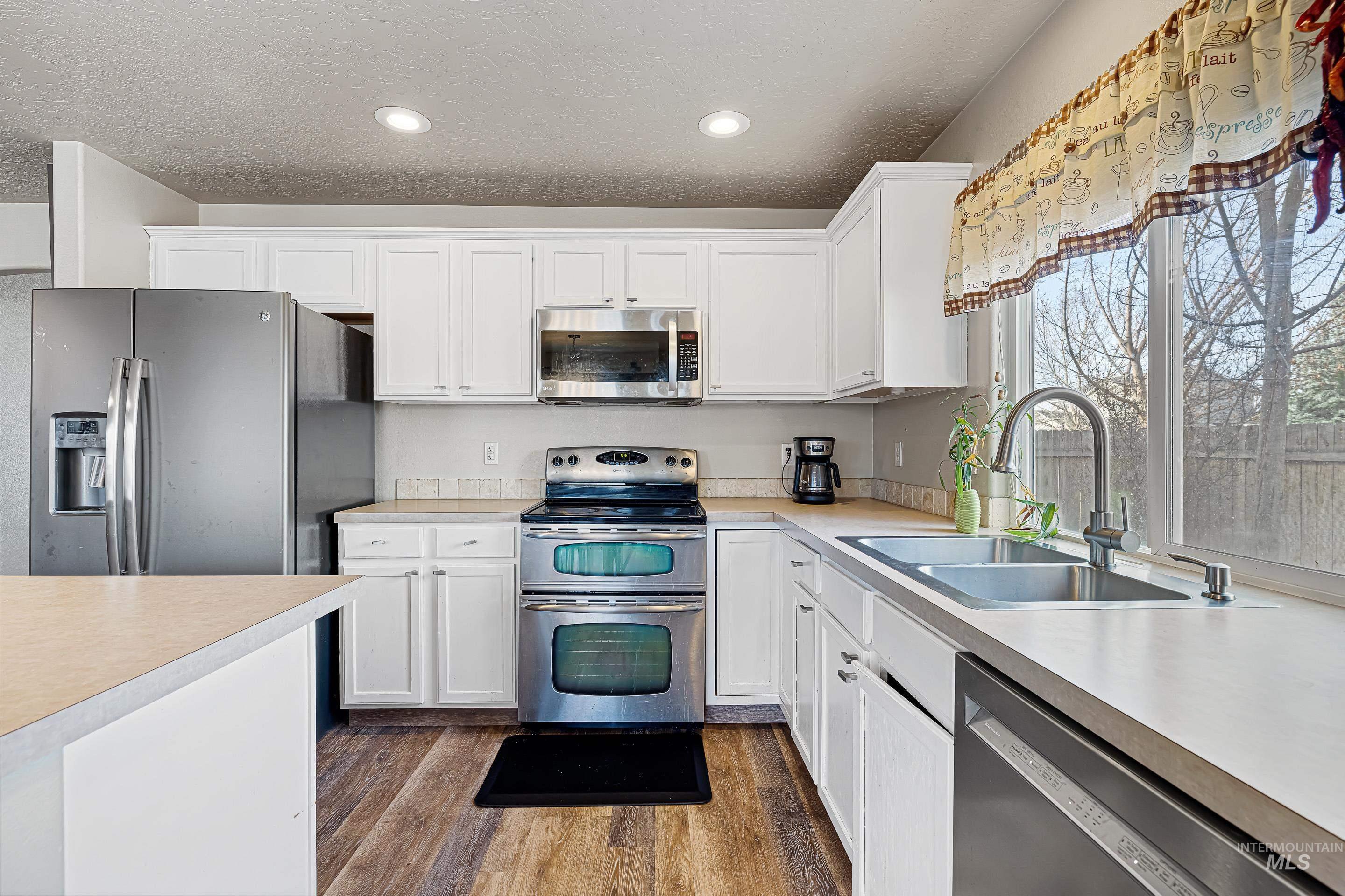 10936 West Spring River Street Boise, ID 83709 - Photo 16 of 37