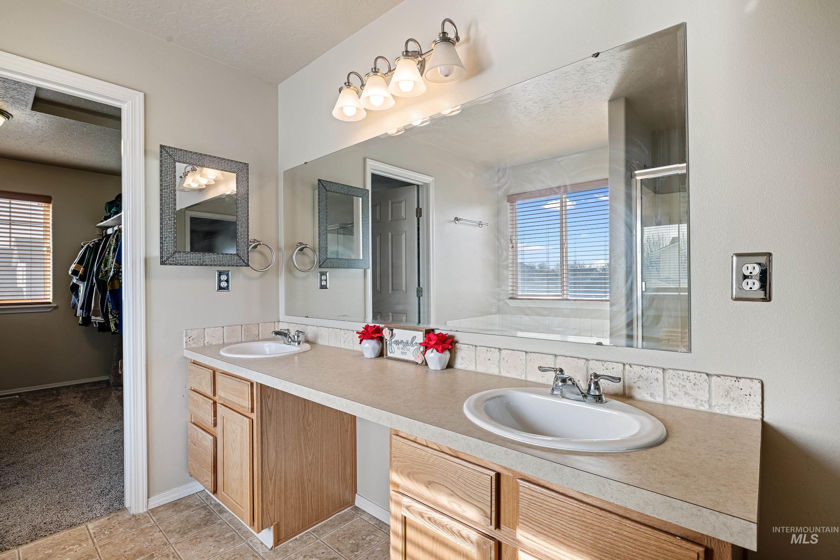 10936 West Spring River Street Boise, ID 83709 - Photo 23 of 37