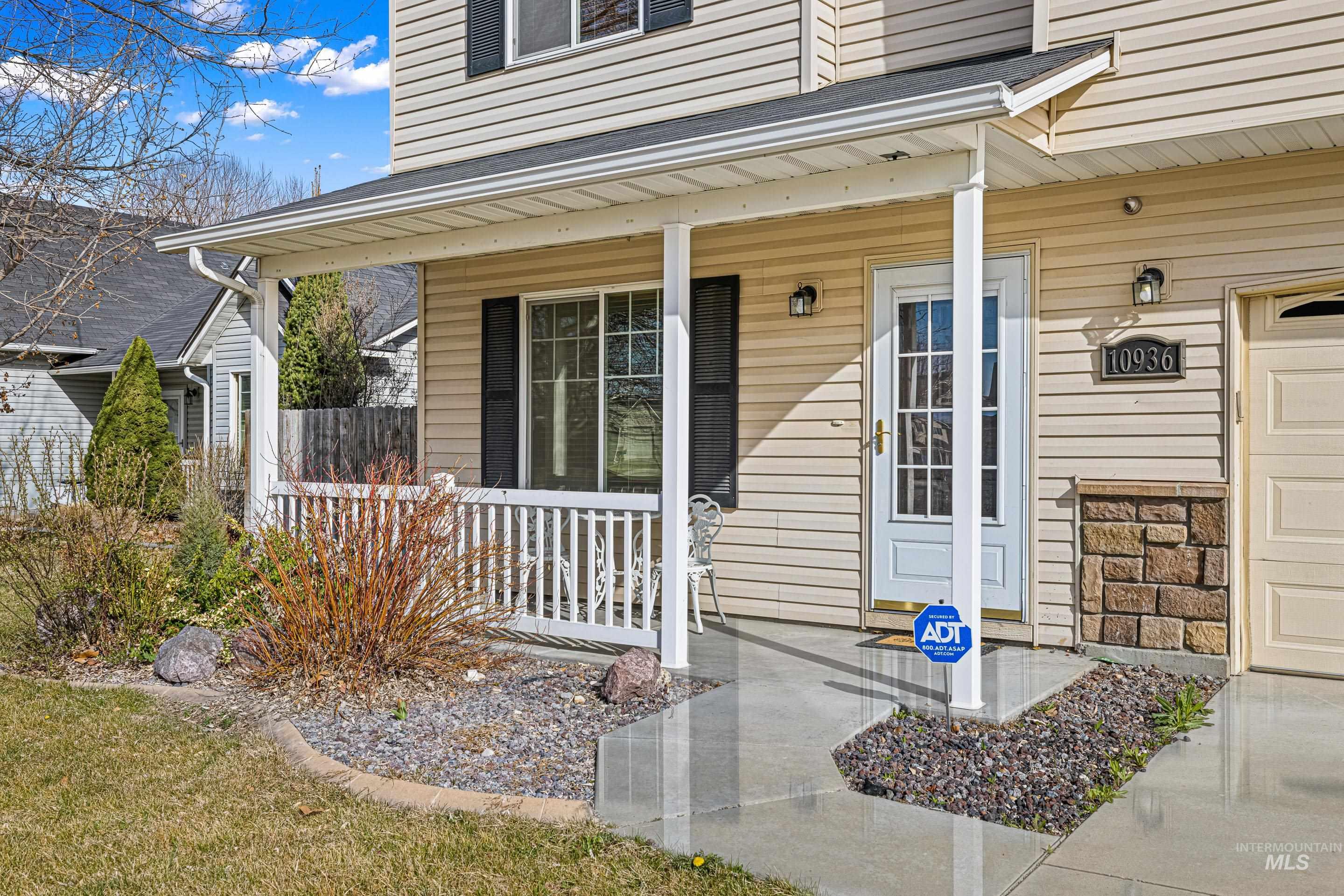 10936 West Spring River Street Boise, ID 83709 - Photo 4 of 37