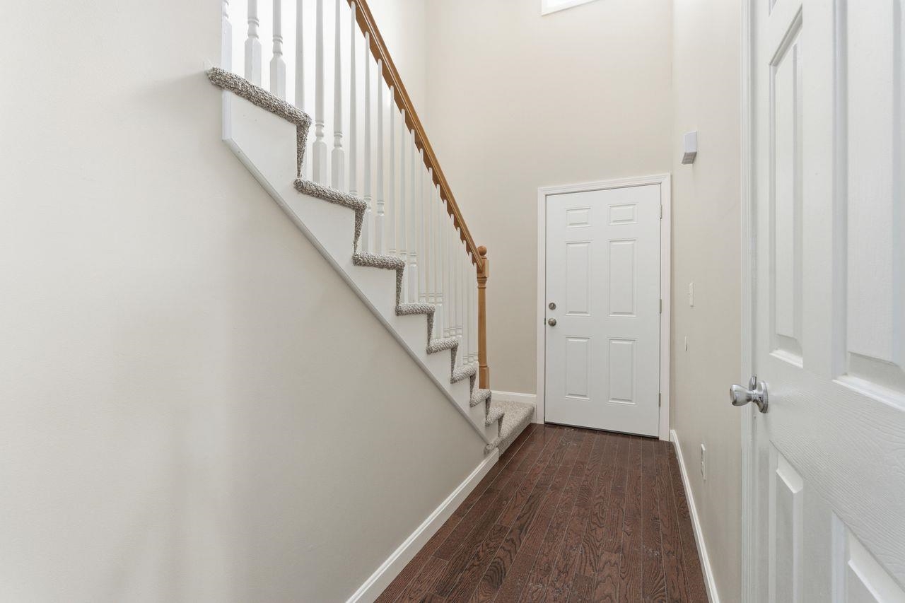 77 Barbara Lane Hudson, NH 03051 - Photo 14 of 33