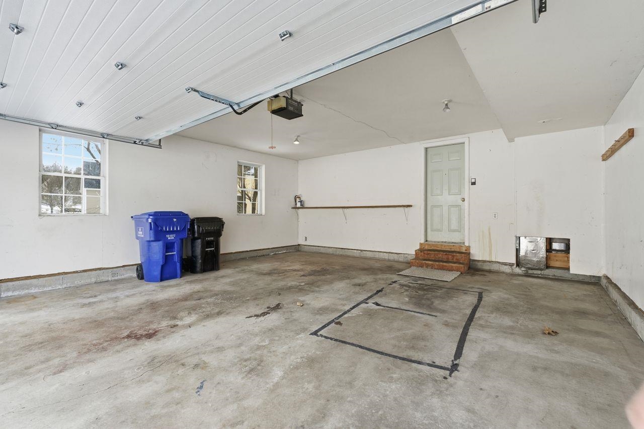 77 Barbara Lane Hudson, NH 03051 - Photo 33 of 33