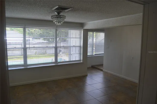 $335,000 | 614 Chatham Drive, Lakeland, FL 33803