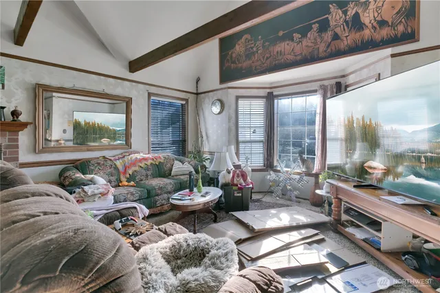 $800,000 | 26836 Southeast 208th Street, Maple Valley, WA 98038