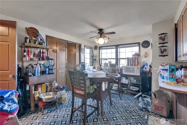 $800,000 | 26836 Southeast 208th Street, Maple Valley, WA 98038