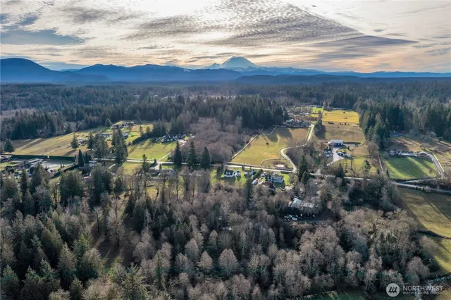 $800,000 | 26836 Southeast 208th Street, Maple Valley, WA 98038