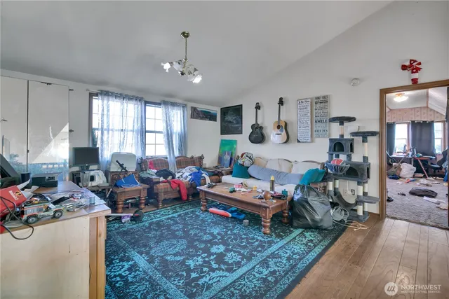 $800,000 | 26836 Southeast 208th Street, Maple Valley, WA 98038