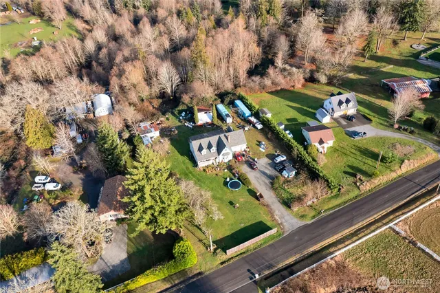 $800,000 | 26836 Southeast 208th Street, Maple Valley, WA 98038