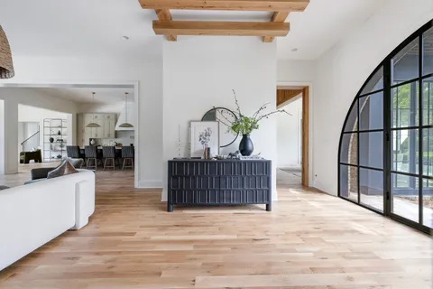 $6,750,000 | 2805 Tyne Boulevard, Nashville, TN 37215