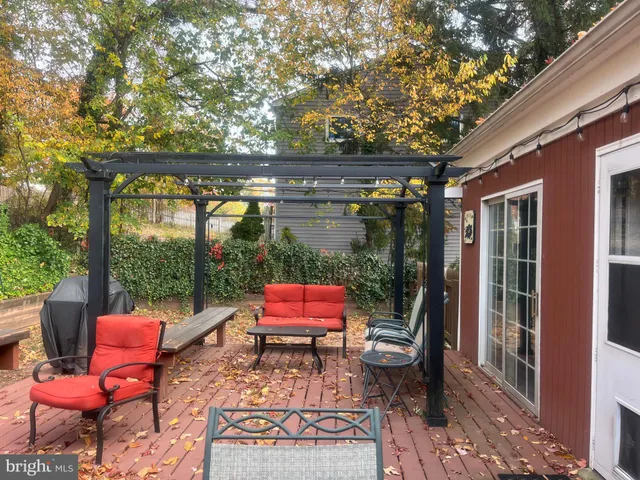 a outdoor view with sitting space