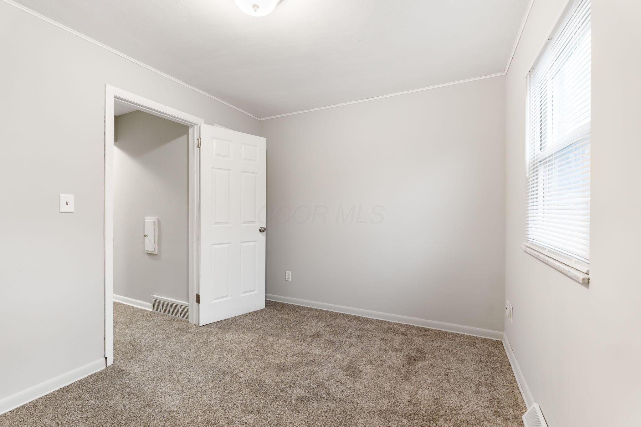761 Ross Road Columbus, OH 43213 - Photo 30 of 78 761 Ross Road (Interior)-23