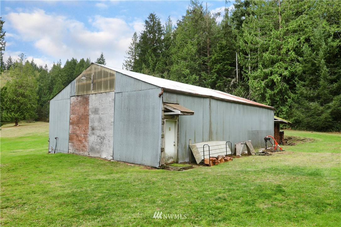 7656 Bailey Road Clinton, WA 98236 - Photo 28 of 40 Gallery Image 28