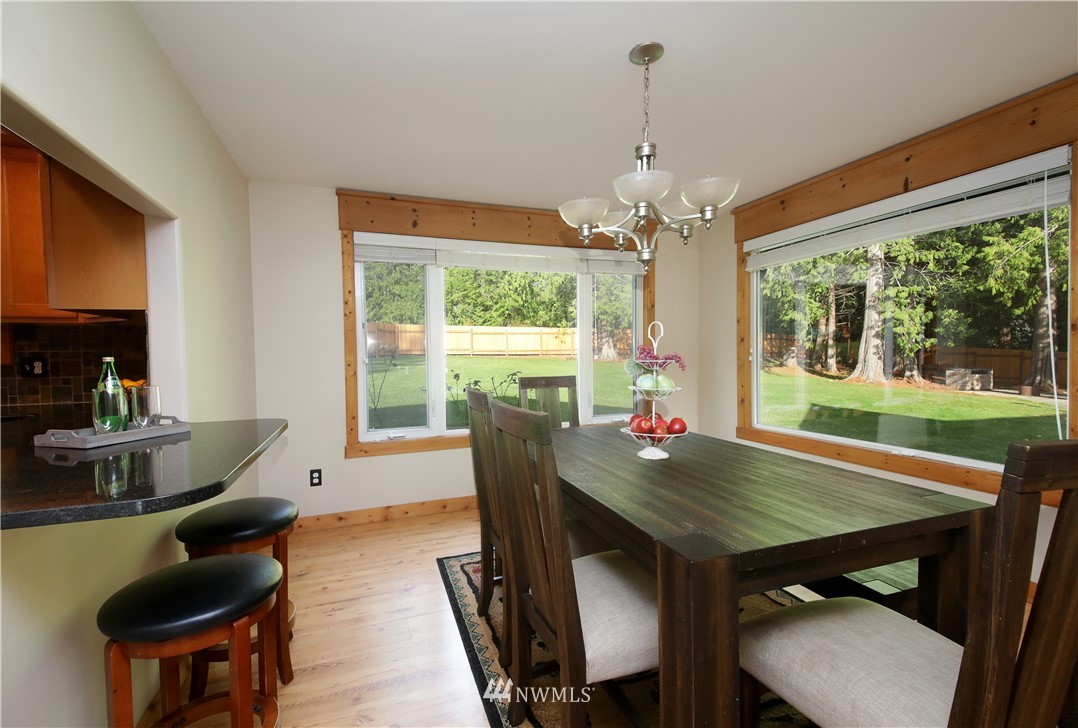 7656 Bailey Road Clinton, WA 98236 - Photo 8 of 40 Gallery Image 8