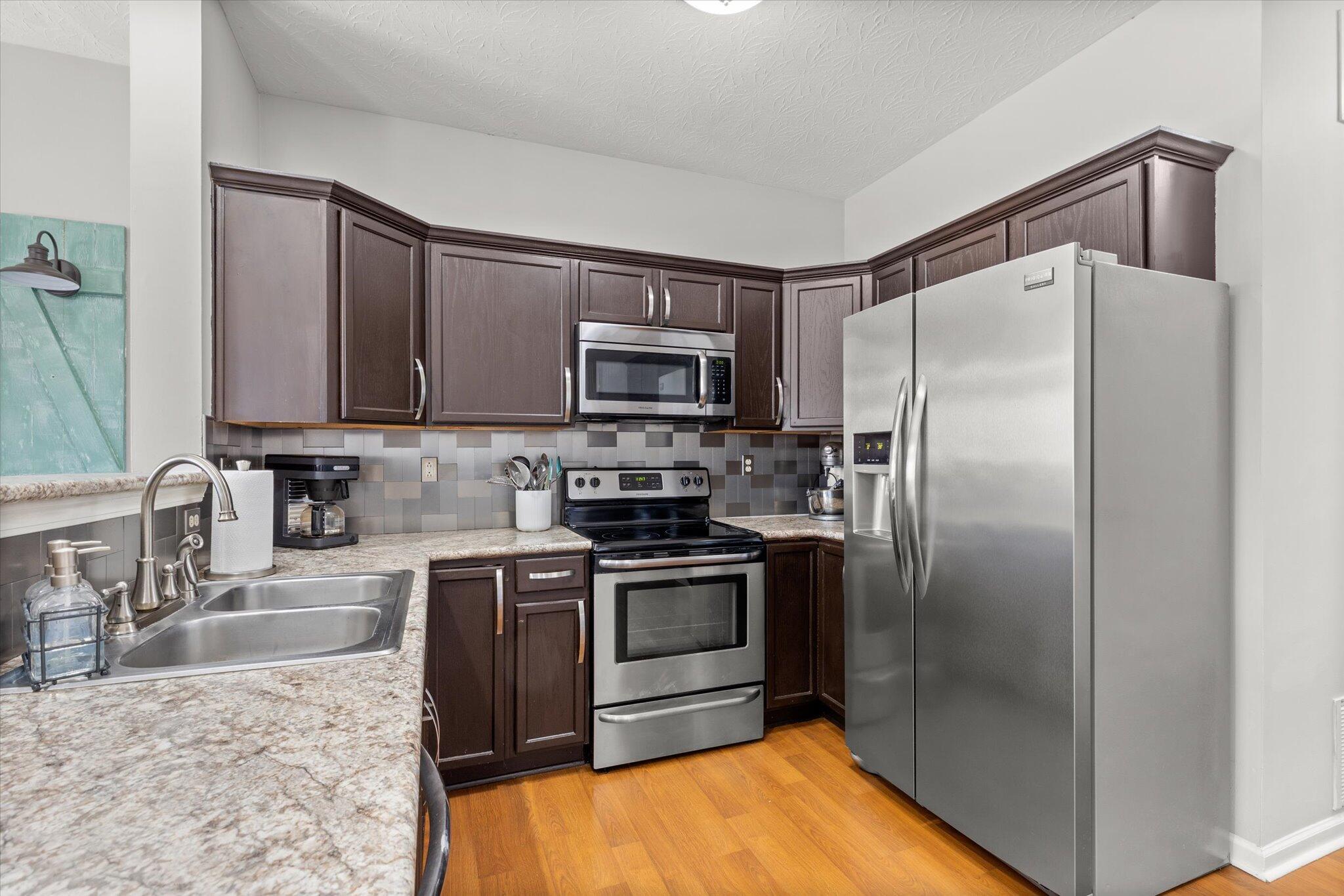 2137 Shaker Run Road Lexington, KY 40509 - Photo 13 of 35 12-6M3A0211