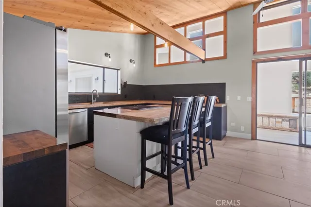 $725,000 | 45325 Vista Place, King City, CA 93930