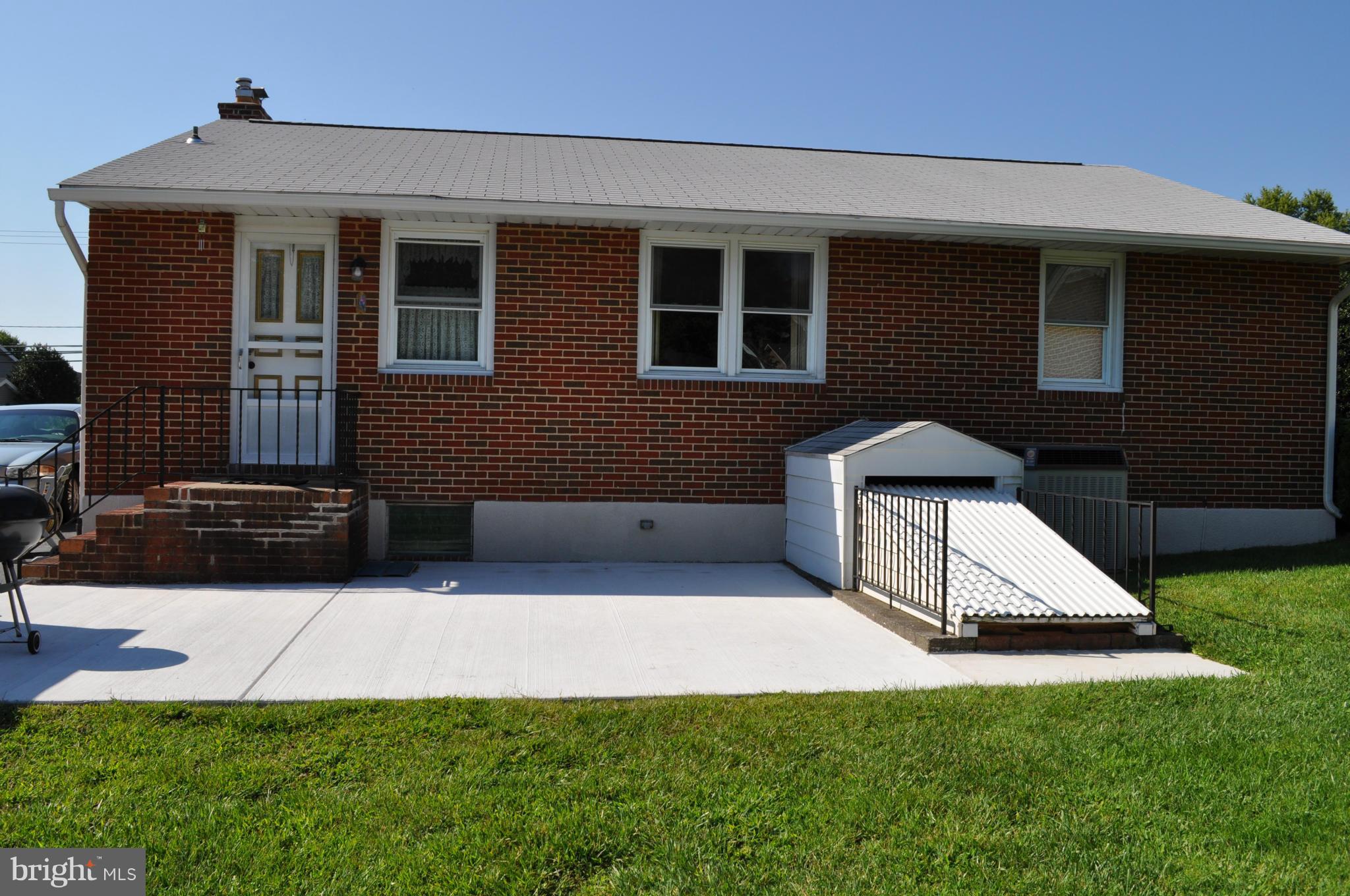 4324 East Joppa Road Baltimore, MD 21236 - Photo 12 of 13 Exterior (Rear)