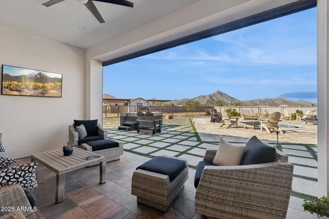 $749,900 | 6786 West Palomino Way, Coolidge, AZ 85128