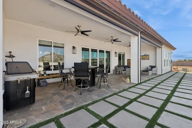 $799,000 | 6786 West Palomino Way, Coolidge, AZ 85128