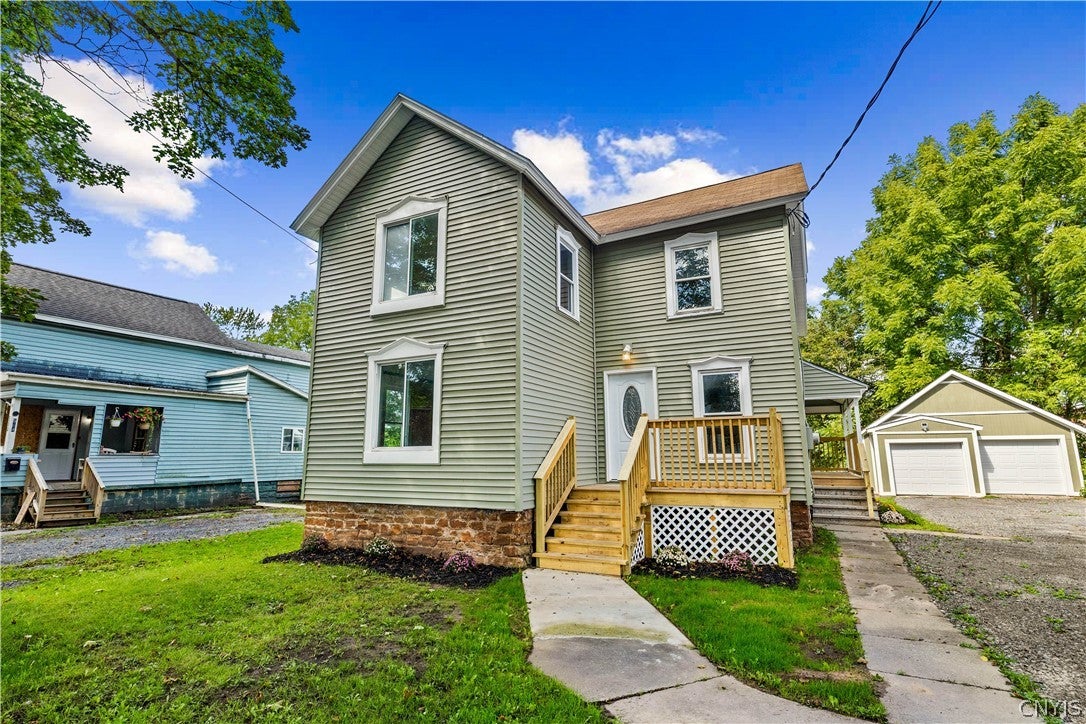 562 Lenox Avenue Oneida, NY 13421 - Photo 2 of 30 Gallery Image 2