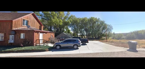 $350,000 | 113 Wyoming State Highway 233, Kemmerer, WY 83101