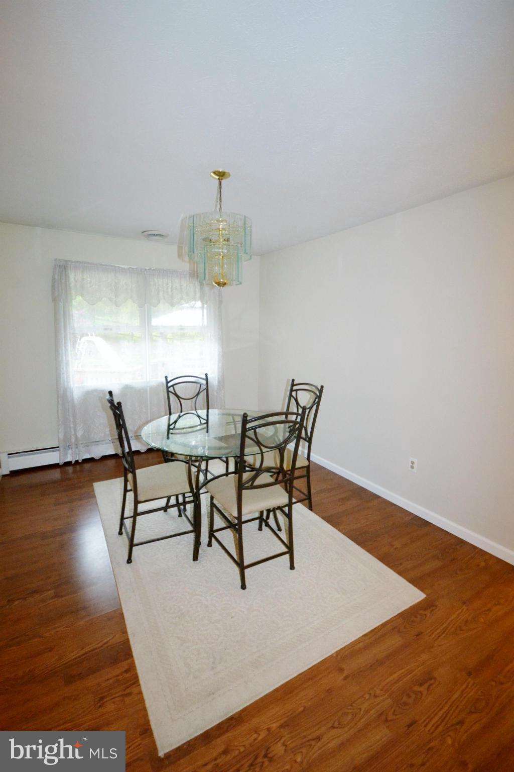 2714 Bachman Road Manchester, MD 21102 - Photo 13 of 30 Formal dining room is a bonus.