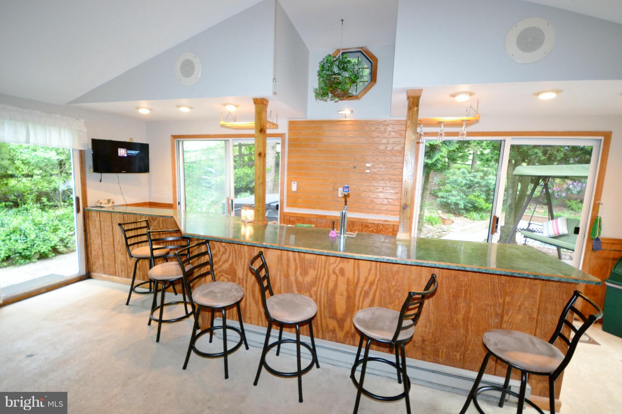 2714 Bachman Road Manchester, MD 21102 - Photo 4 of 30 Just imagine the poolside parties!