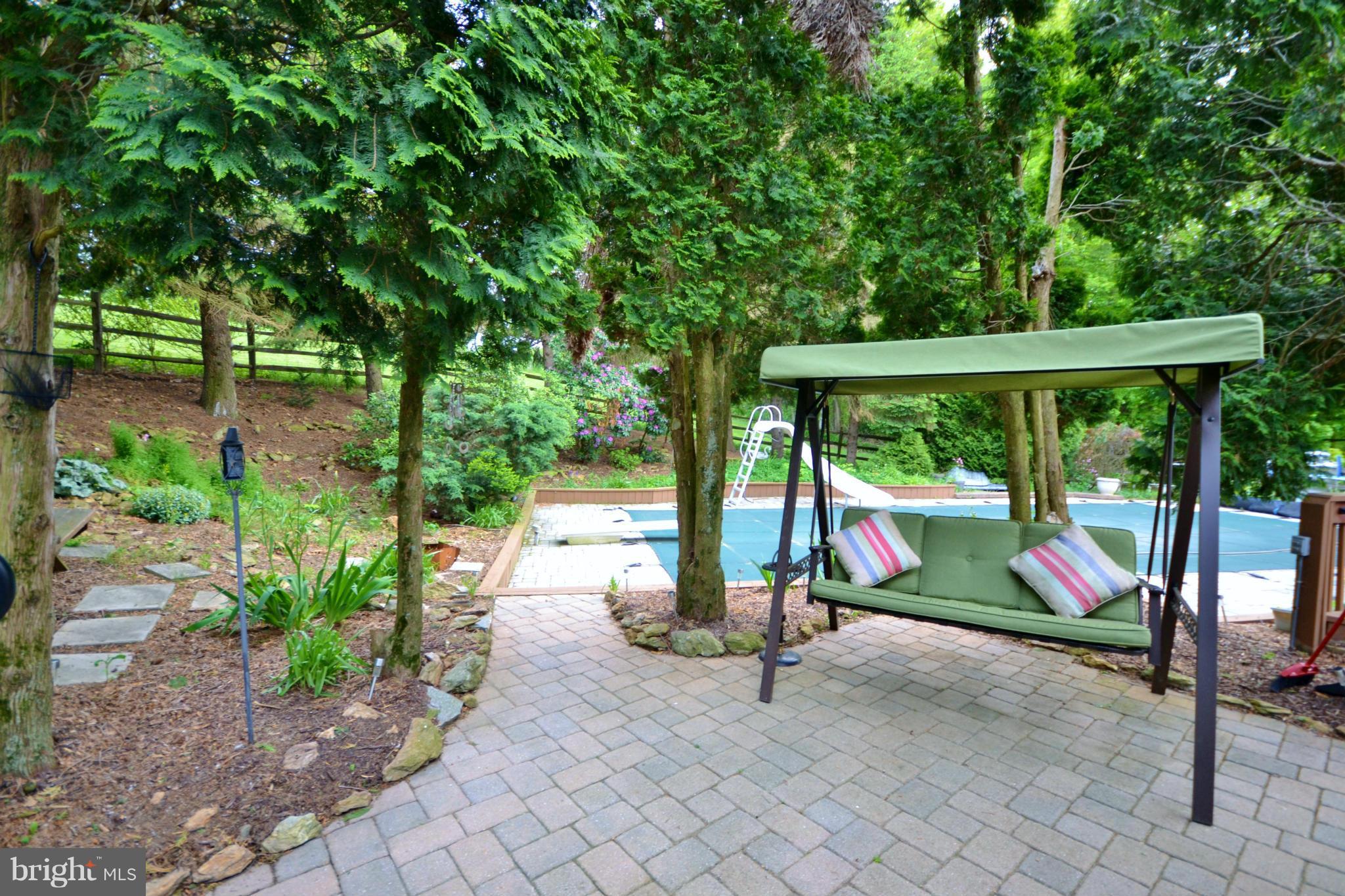2714 Bachman Road Manchester, MD 21102 - Photo 8 of 30 Paved patio, stepping stones, very private