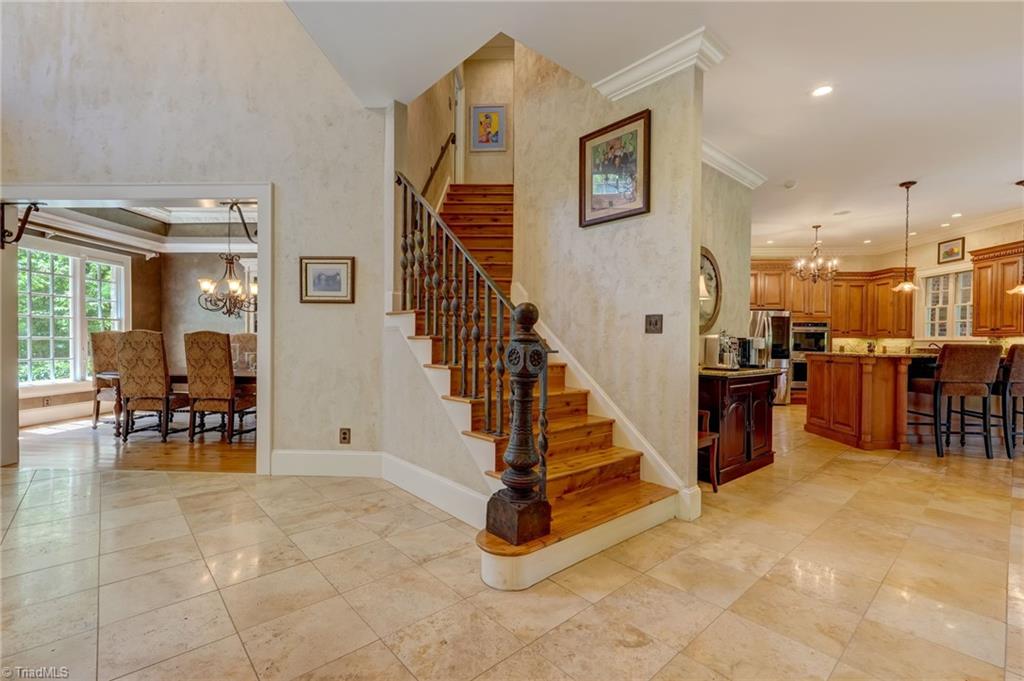 4501 Kendale Road High Point, NC 27265 - Photo 5 of 50