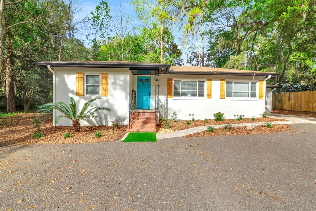 304 Northwest 24 Street Gainesville, FL 32607 - Photo 1 of 37