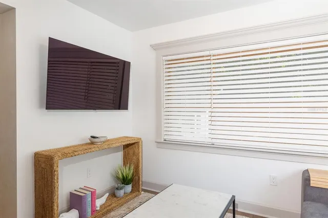 $5,700 | 304 Northwest 24 Street, Gainesville, FL 32607