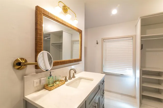 $5,700 | 304 Northwest 24 Street, Gainesville, FL 32607