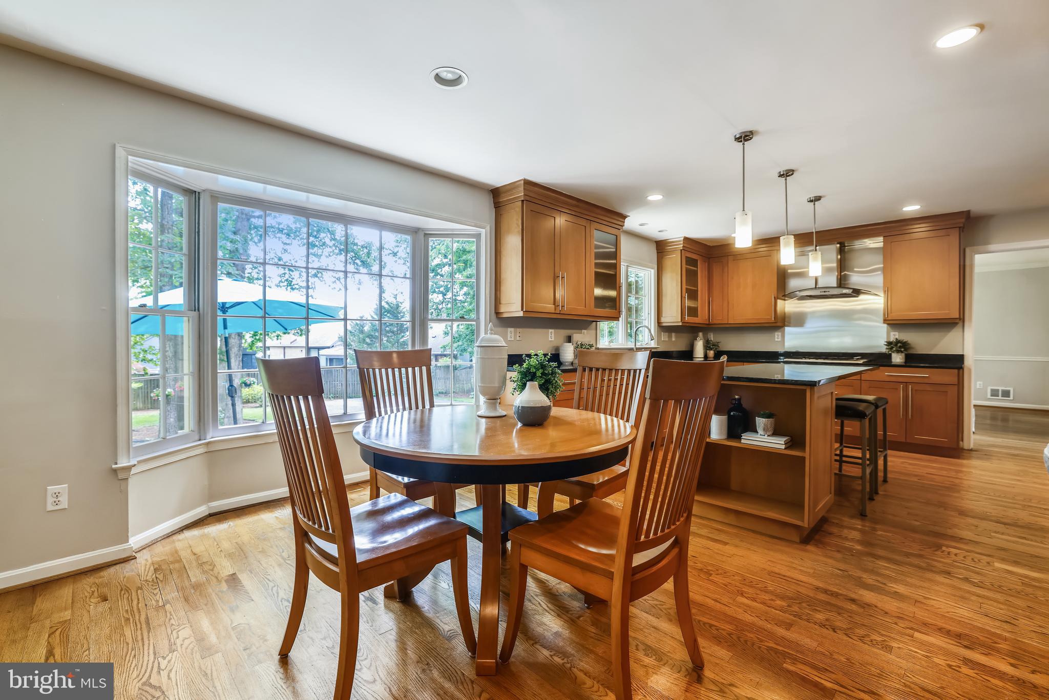 9920 Glenolden Drive Potomac, MD 20854 - Photo 12 of 41