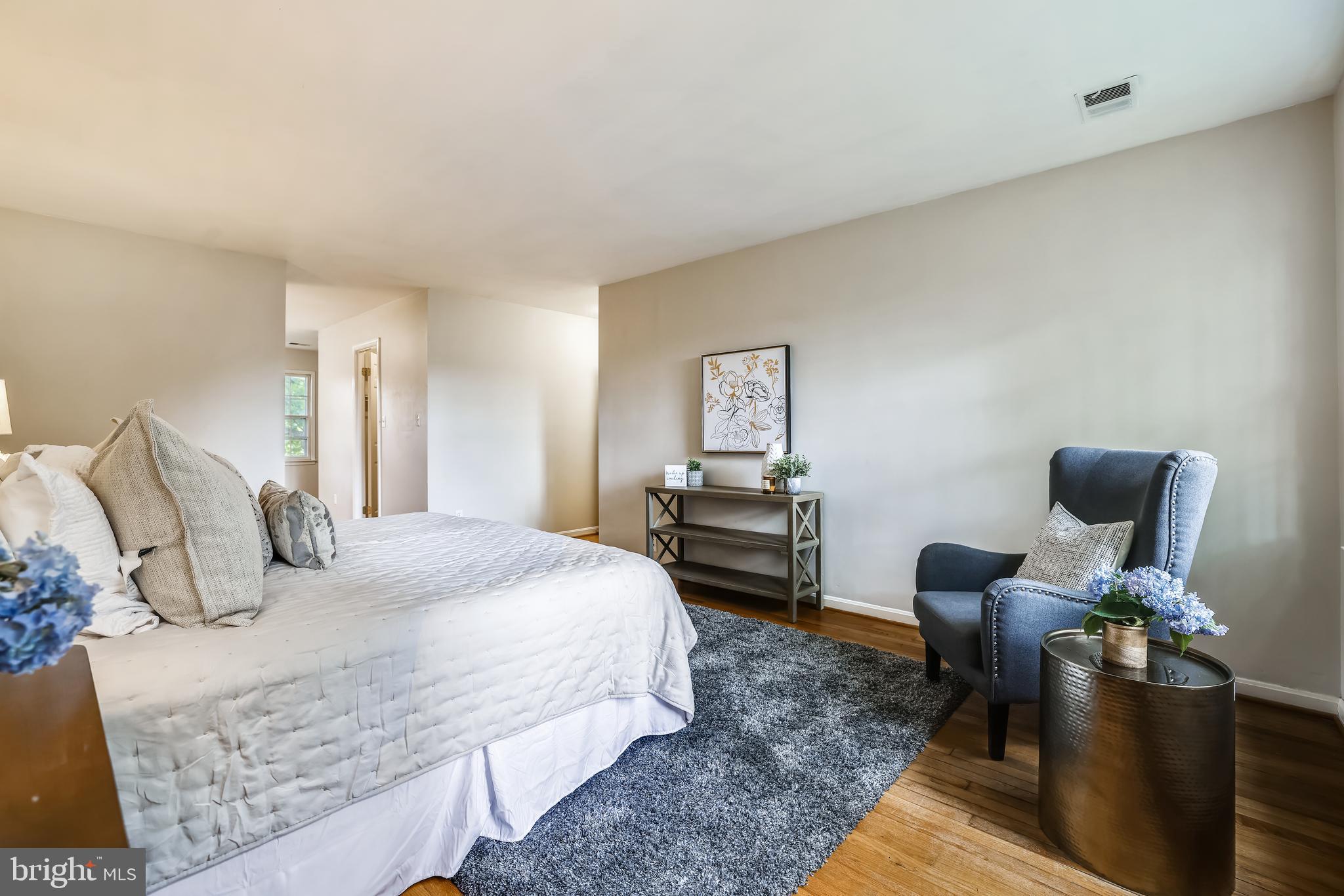 9920 Glenolden Drive Potomac, MD 20854 - Photo 19 of 41