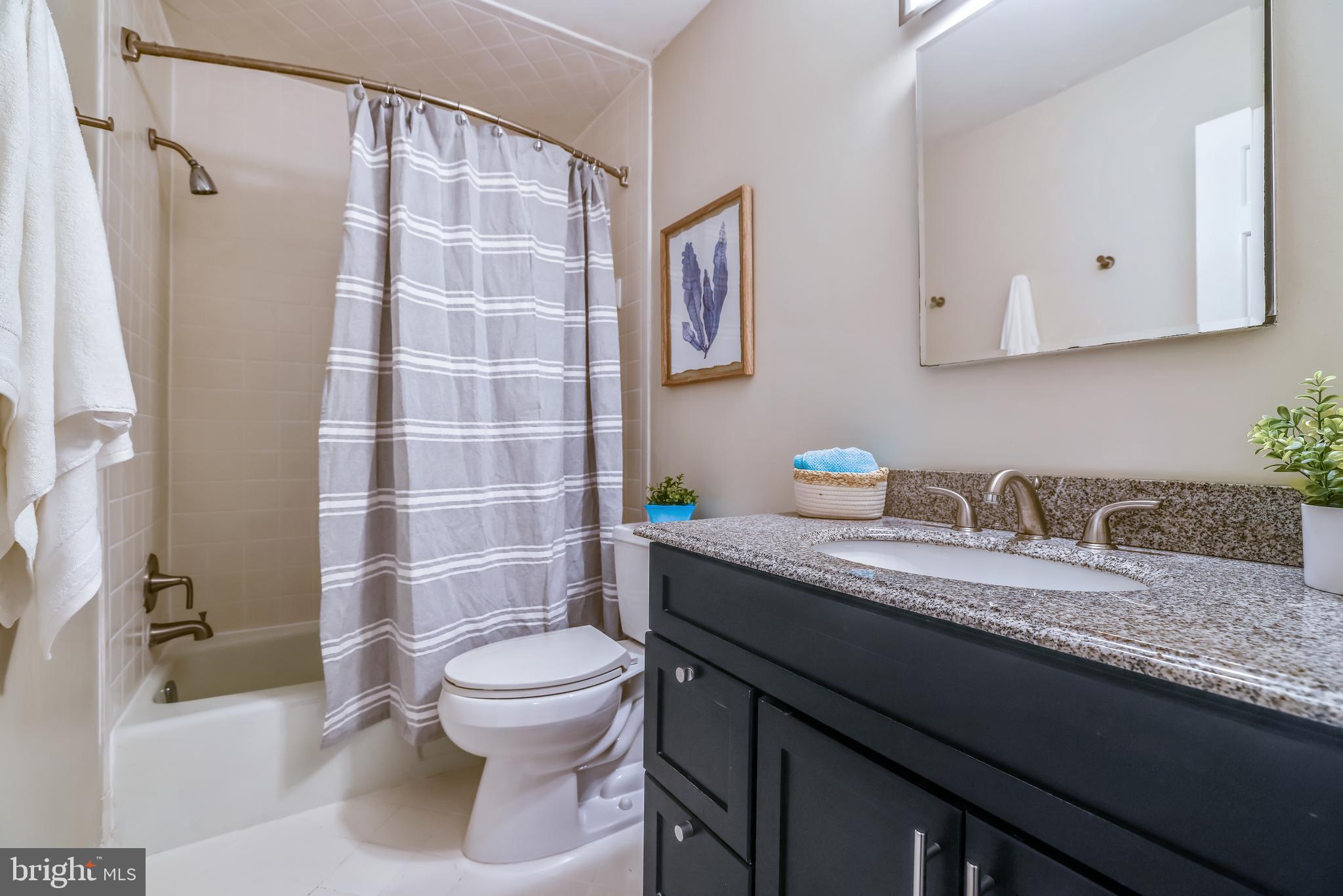 9920 Glenolden Drive Potomac, MD 20854 - Photo 28 of 41