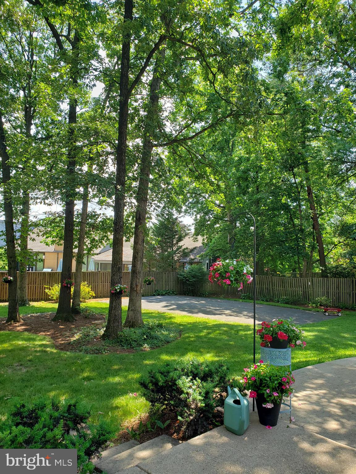 9920 Glenolden Drive Potomac, MD 20854 - Photo 34 of 41