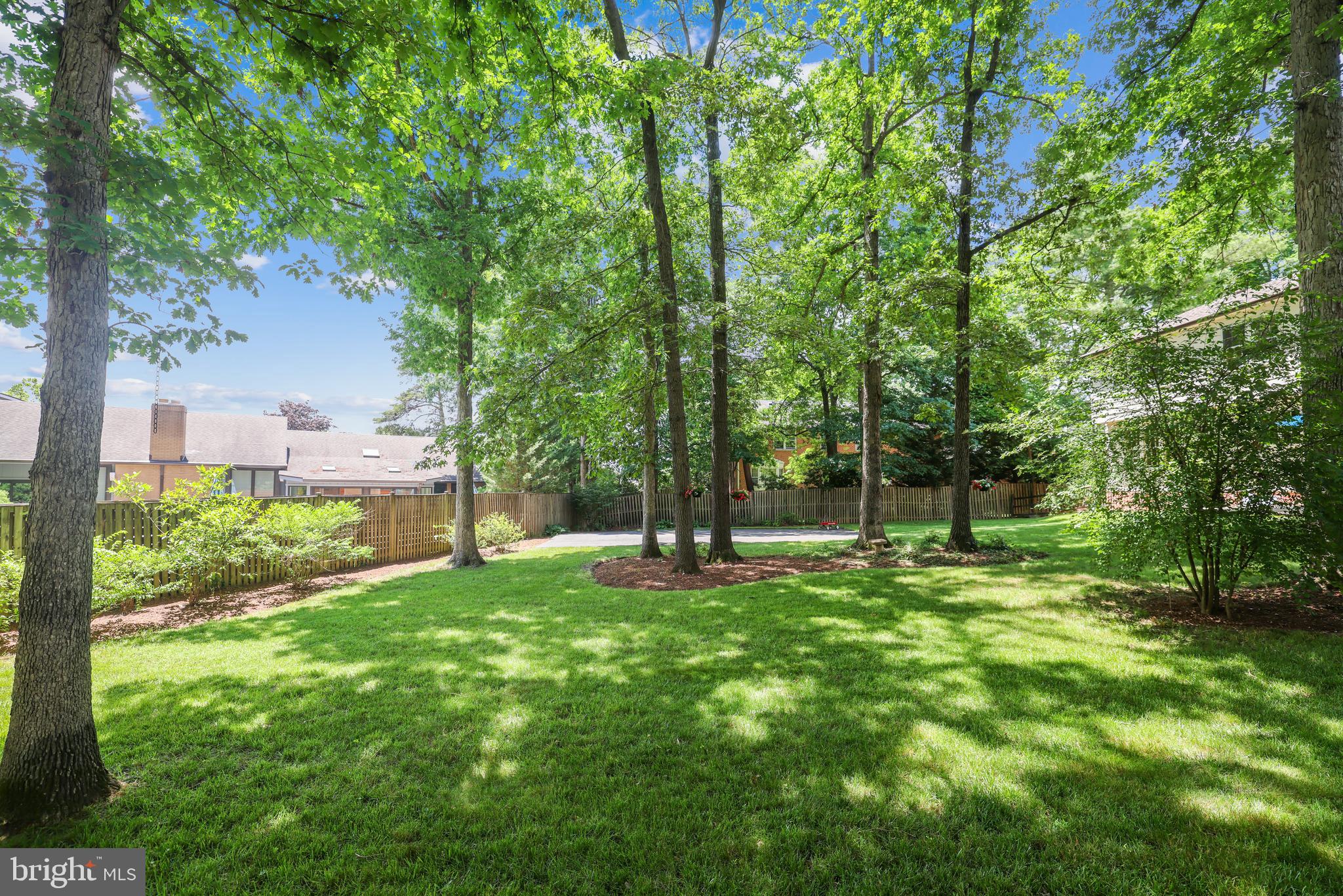 9920 Glenolden Drive Potomac, MD 20854 - Photo 35 of 41