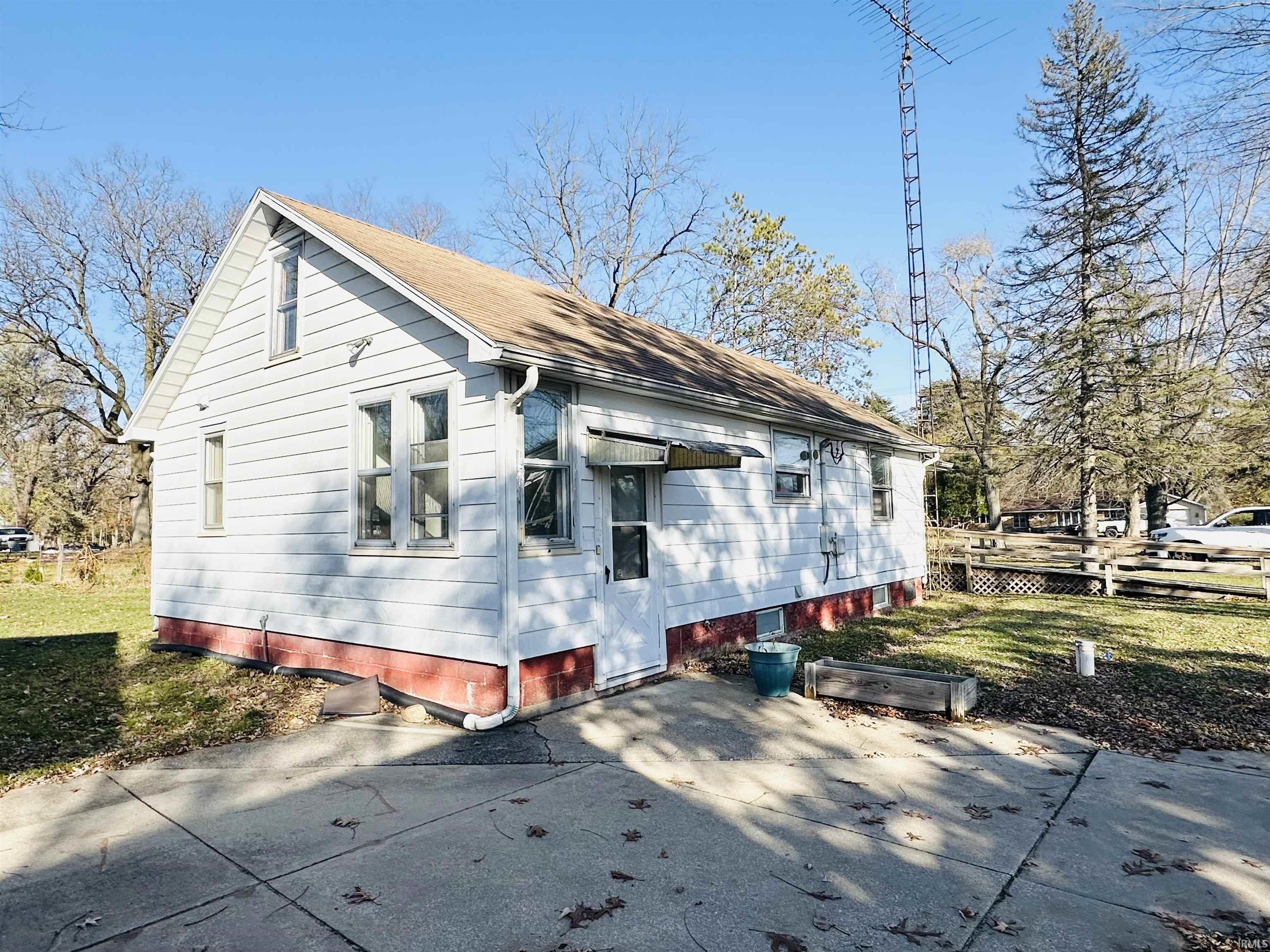 56451 Quince Road South Bend, IN 46619 - Photo 6 of 14 Gallery Image 6