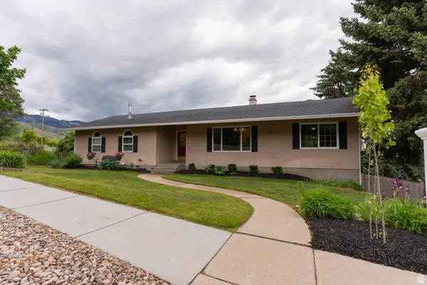 $525,000 | 480 East 100 North, Smithfield, UT 84335