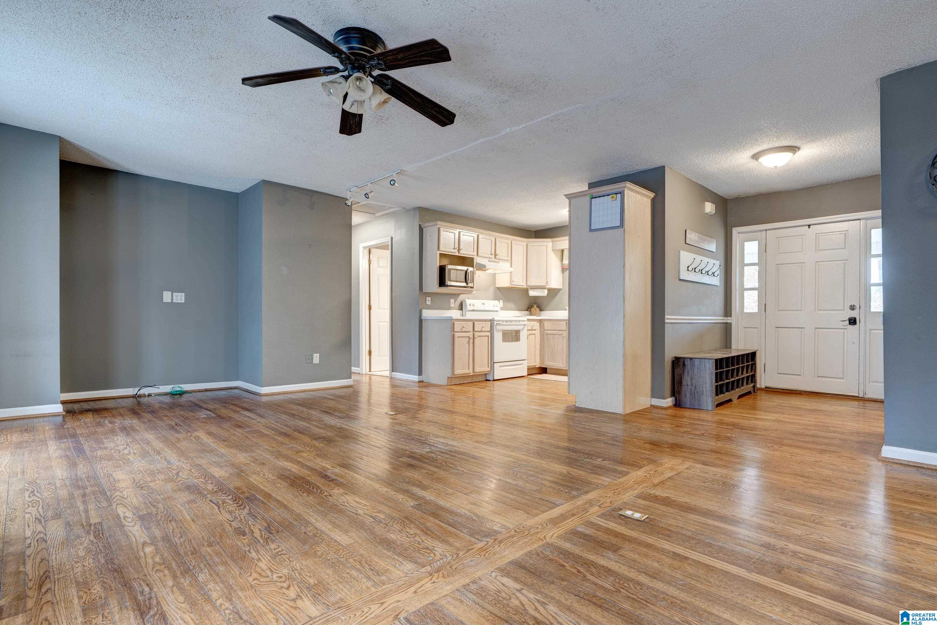 384 Moss Rock Trail Sterrett, AL 35147 - Photo 17 of 47