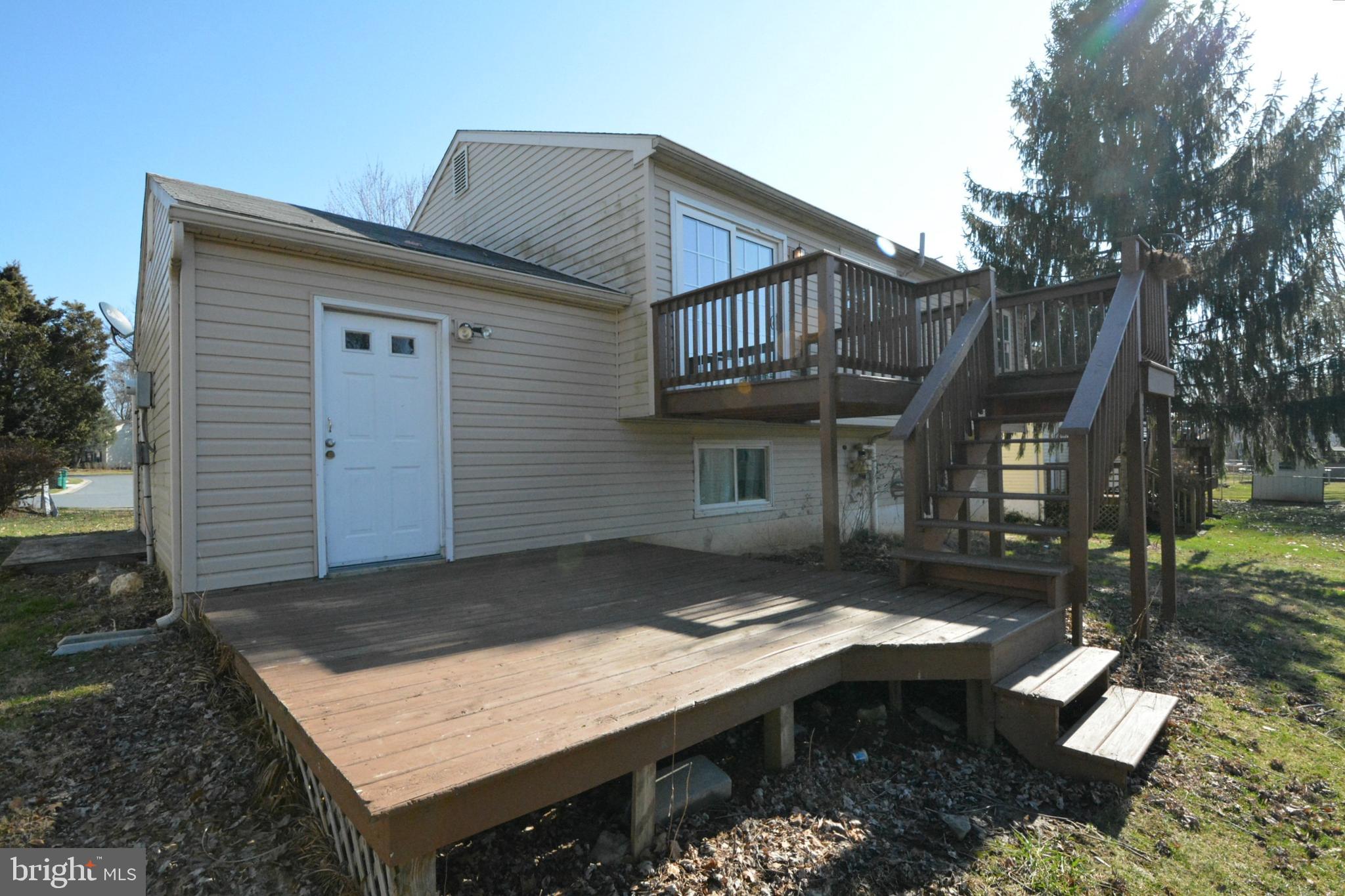 120 Pulte Road Lancaster, PA 17601 - Photo 22 of 25 Decks view