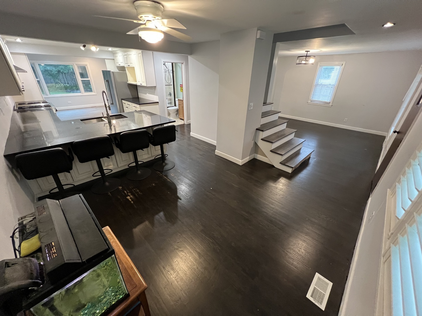 17 North Iowa Avenue Addison, IL 60101 - Photo 8 of 40