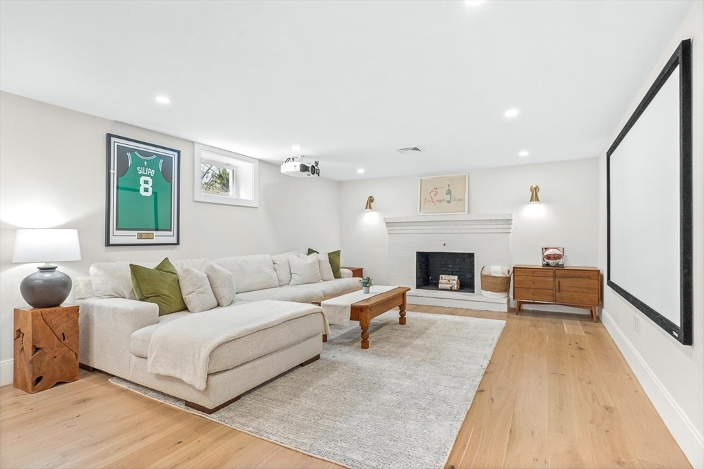 41 Sunset Road Winchester, MA 01890 - Photo 33 of 42
