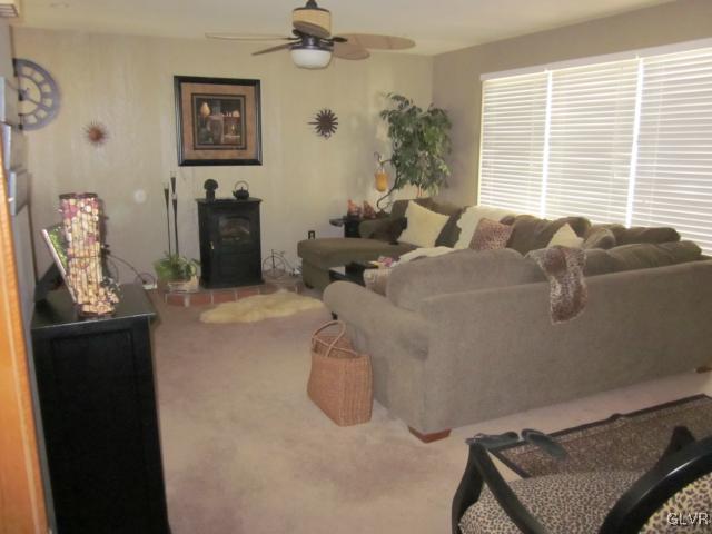 2057 Cloverdale Road Bethlehem, PA 18018 - Photo 2 of 10 Gallery Image 2