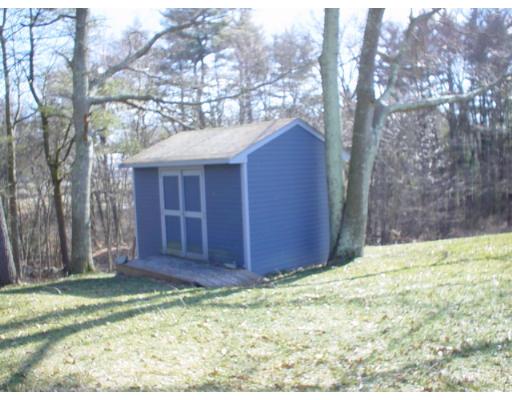 28 Thomas Road Berkley, MA 02779 - Photo 11 of 13 Gallery Image 11