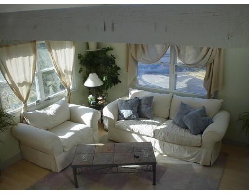 28 Thomas Road Berkley, MA 02779 - Photo 3 of 13 Gallery Image 3